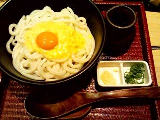 玉子とじのおうどん