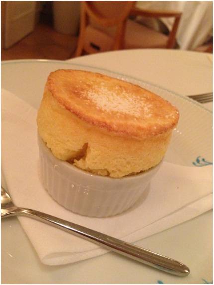 パイナップルのスフレ