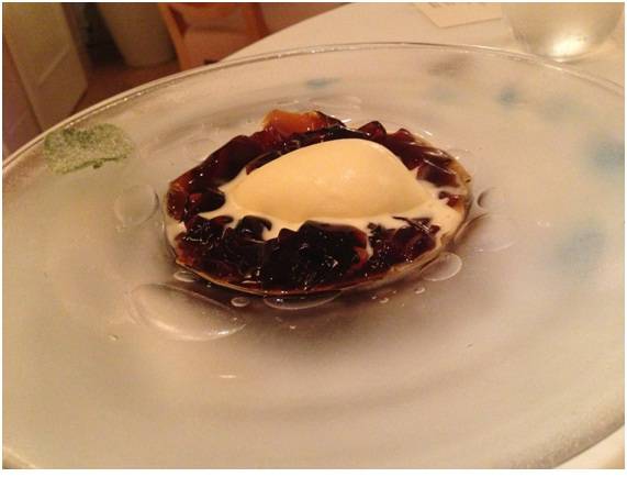 バイマックル（こぶみかん）のジェラートとコーヒーゼリー