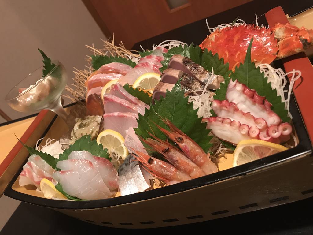 刺身十点以上盛り