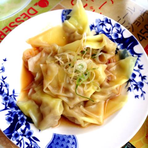 皿ワンタン