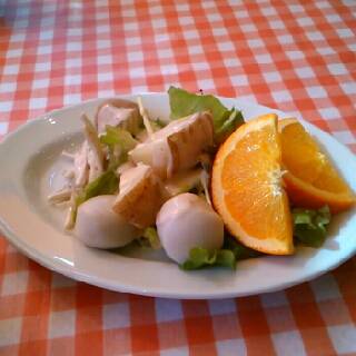 ランチ　サラダ