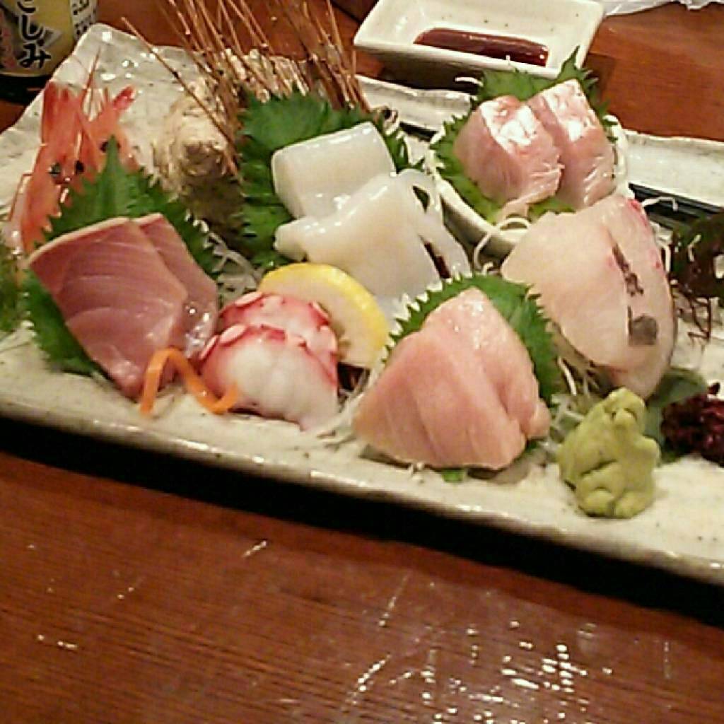 お刺身盛り合わせ