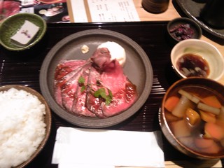 総料理長自慢の特製ローストビーフ膳