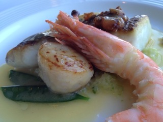 真鯛と帆立貝のソテーと天使の海老