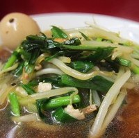 ニラそば　味付け玉子