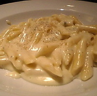 ゴルゴンゾーラたっぷりペンネ