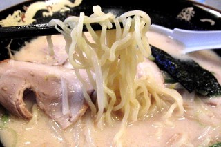チャーシュー麺　豚骨
