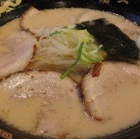 チャーシュー麺　豚骨