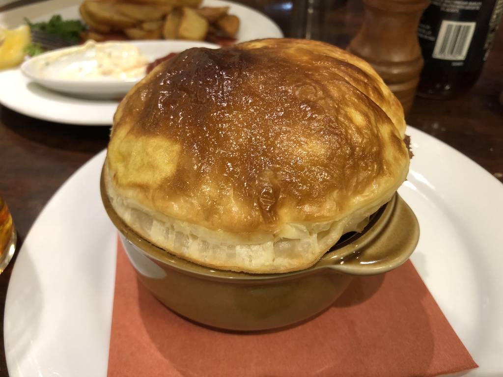 Ｂｅｅｆ　＆　Ａｌｅ　Ｐｉｅ