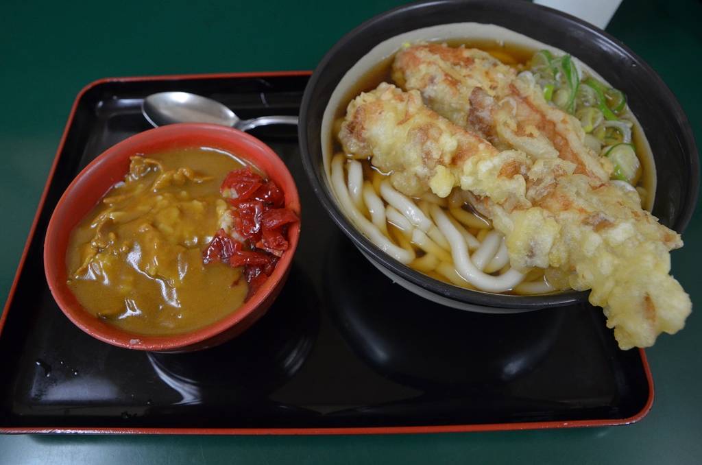 ちくわ天うどんとミニカレーのセット