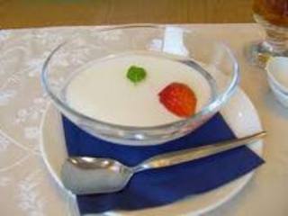 東天紅特製杏仁豆腐