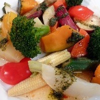 地物野菜のゴロゴロ温サラダ
