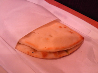 カルツォーネ　ジェノベーゼ