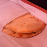 カルツォーネ　ジェノベーゼ