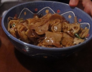 豚ガーリックソース炒めどんぶり