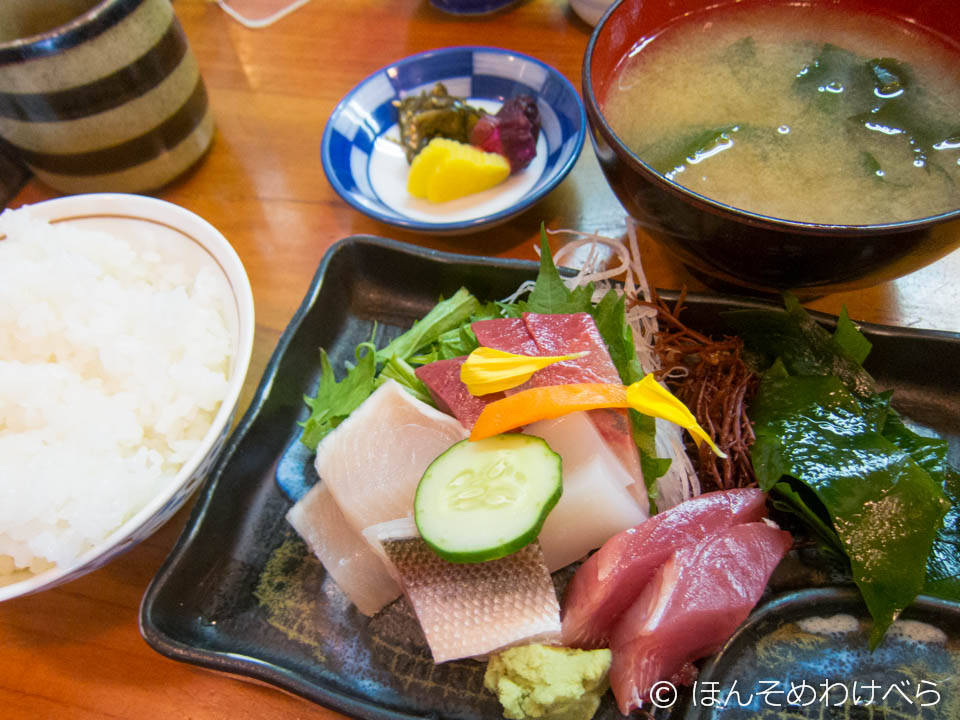 刺身と金目煮定食