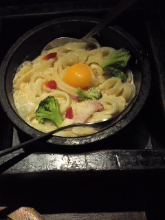 カルボナーラ極太うどん