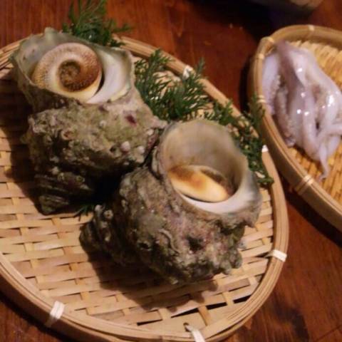 活サザエの壷焼き