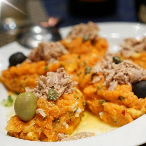 ホリア　サラダ　にんじんとじゃがいものスパイシーレモン風味ピューレサラダ