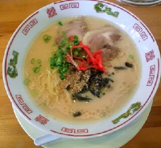 純・豚骨らーめん
