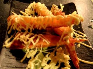 えびとカマンベールチーズの春巻き