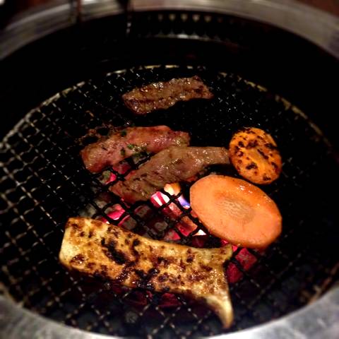 ハラミ、ロース、カルビ、野菜焼盛