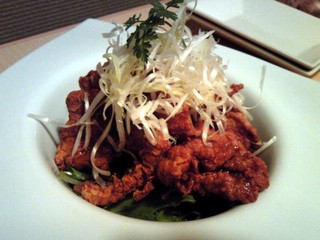 鶏の唐揚げ　油淋鶏ソース