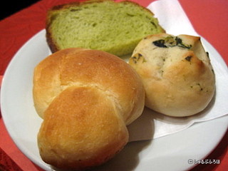 自家製焼き立てパン