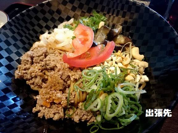 期間限定　汁なし担担麺
