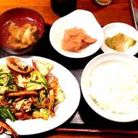 野菜といかのピリ辛炒め