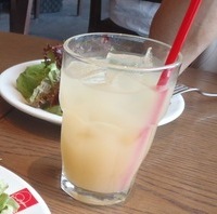 グレープフルーツジュース