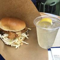 ハイカラチキンバーガー