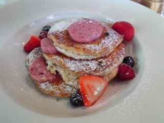 ベリーベリーパンケーキ