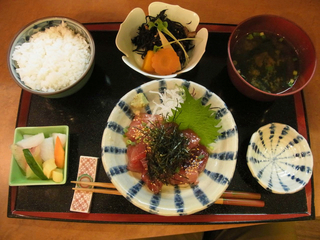 ランチ　ウキウキごはん