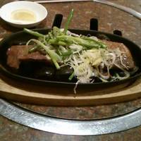 でっかい牛タンのネギ塩焼き