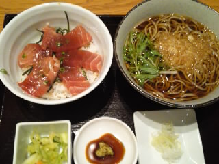 鮪の漬け丼温セット