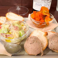 前菜３種盛り合わせ￥１，８００