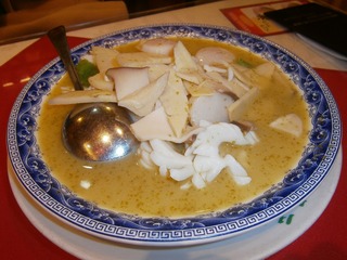 ホタテの野山椒の四川風サンラー煮込み