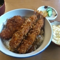えびとんタルカツ丼