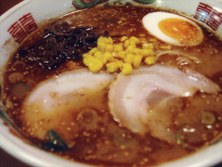 黒げんこつラーメン