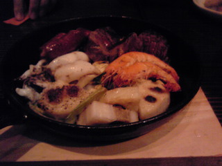 ＪｅｕＪｅｕの鉄板焼きの盛り合わせ