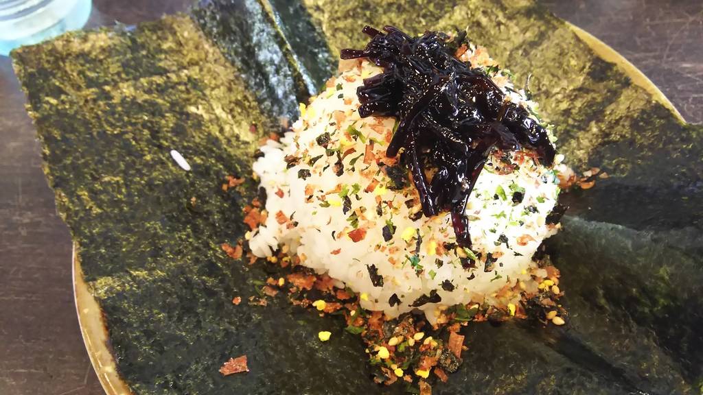 ばくだんおにぎり