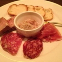 シャルキュトリの盛り合わせ