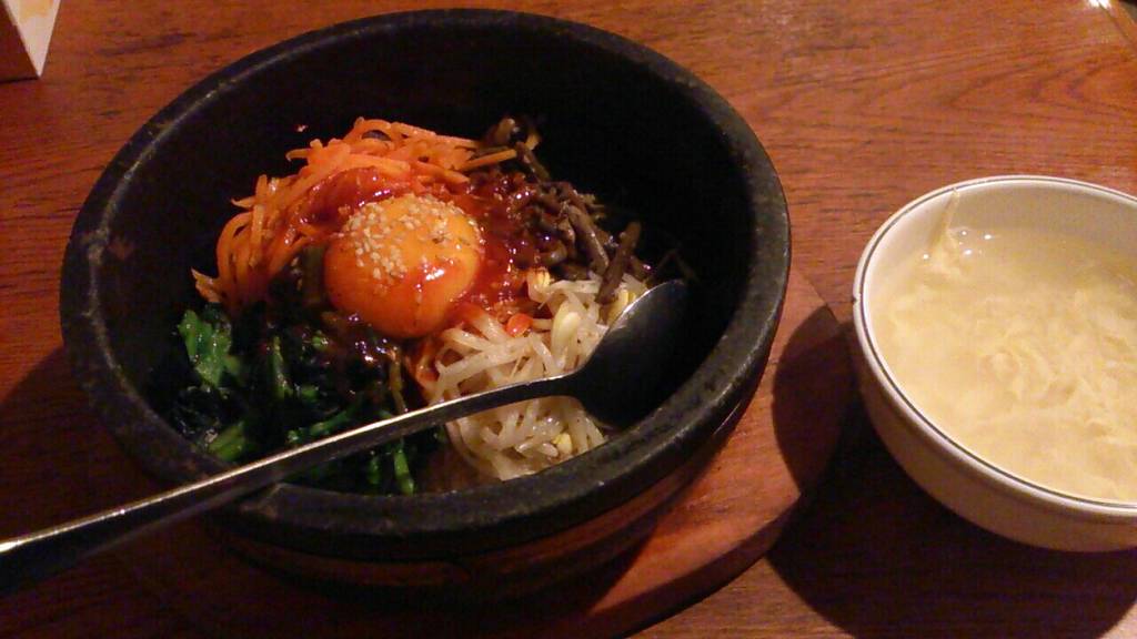 石焼きビビンバ