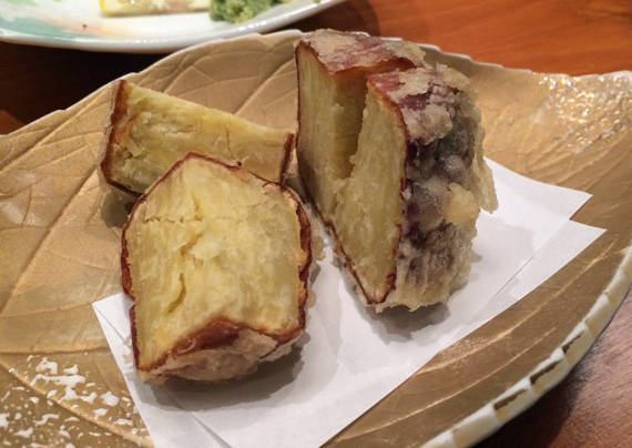 だいこんポルチーニソースかけ