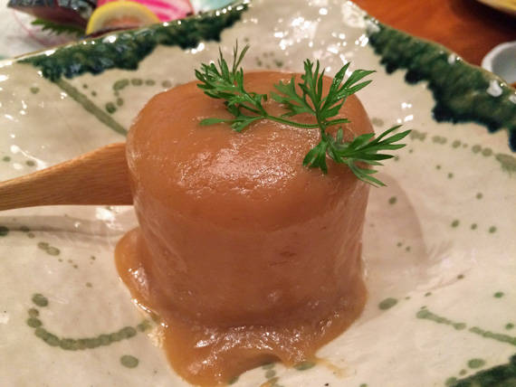 だいこんポルチーニソースかけ