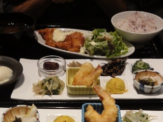 チキン南蛮のおばんざいプレート