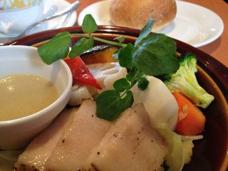 カラフル野菜のオーブン焼き　バーニャカウダーソース