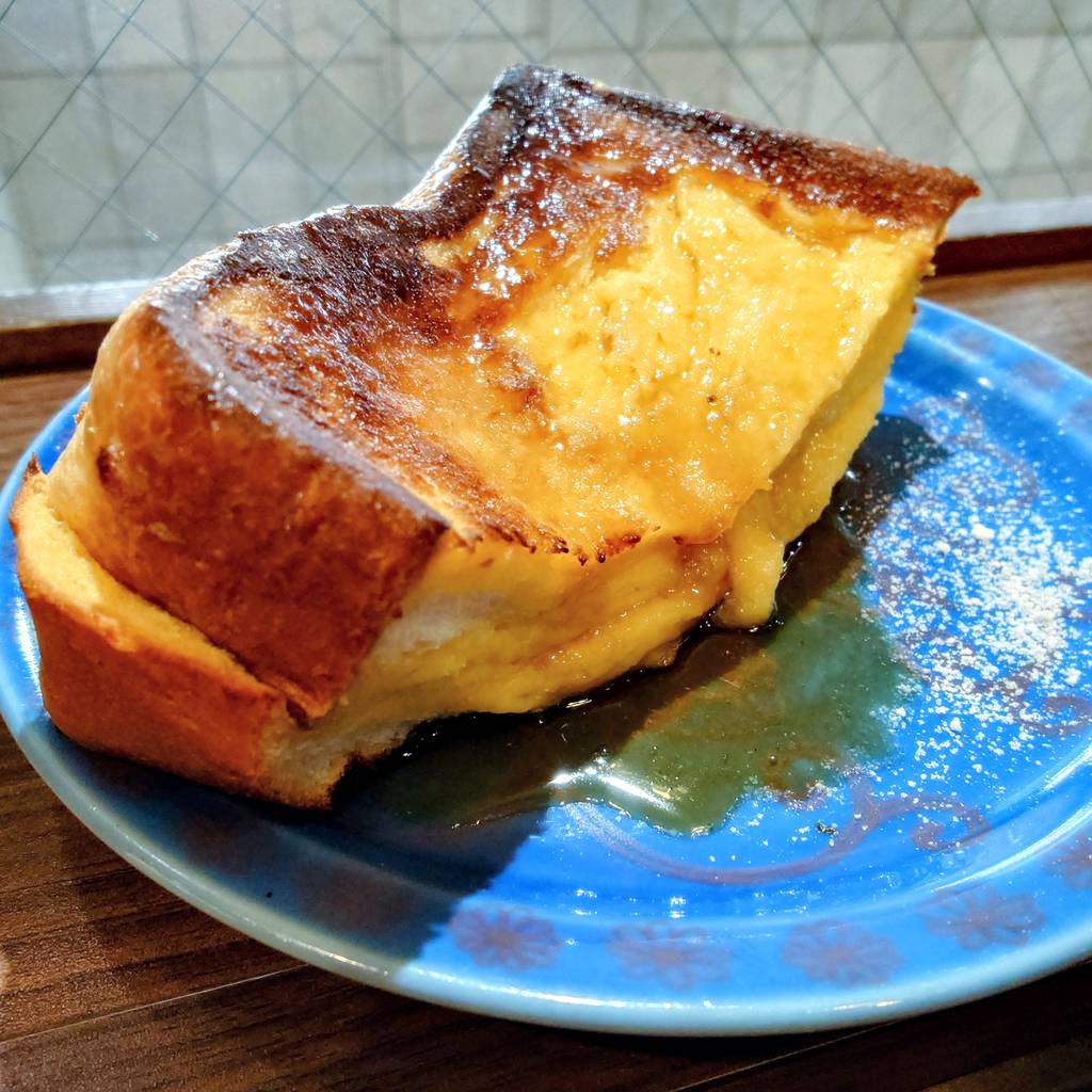 ふわふわフレンチトースト　メープルシロップ添え